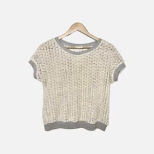 Elegant & Detailed Cream Rose and Gray Textured Knit Short-Sleeve Sheer Top